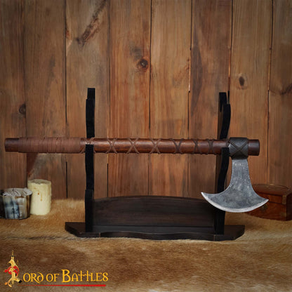 Soporte para Hacha/espada Artesanal de Madera Auténtica de Tres Niveles - Imagen 5
