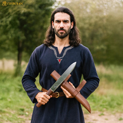 Cuchillo Seax Forjado a Mano - Hoja de Acero con Mango de Madera y Funda de Cuero - Imagen 2