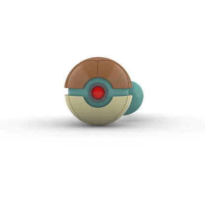 Imagen de Pokeball Artesanal Squitrle parte de nuestra colección en Espadas y más, sitio oficial.