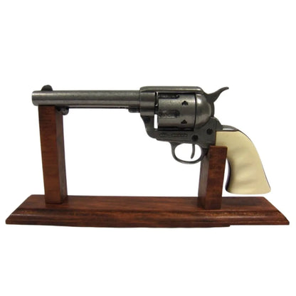 Imagen de Revólver Peacemaker CAL.45 5½", 1150 Réplica no funcional parte de nuestra colección en Espadas y más, sitio oficial.