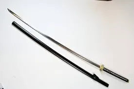 Katana de Sephiroth Masamune de Final Fantasy con saya. Réplica exacta. Vendida por Espadas y más 