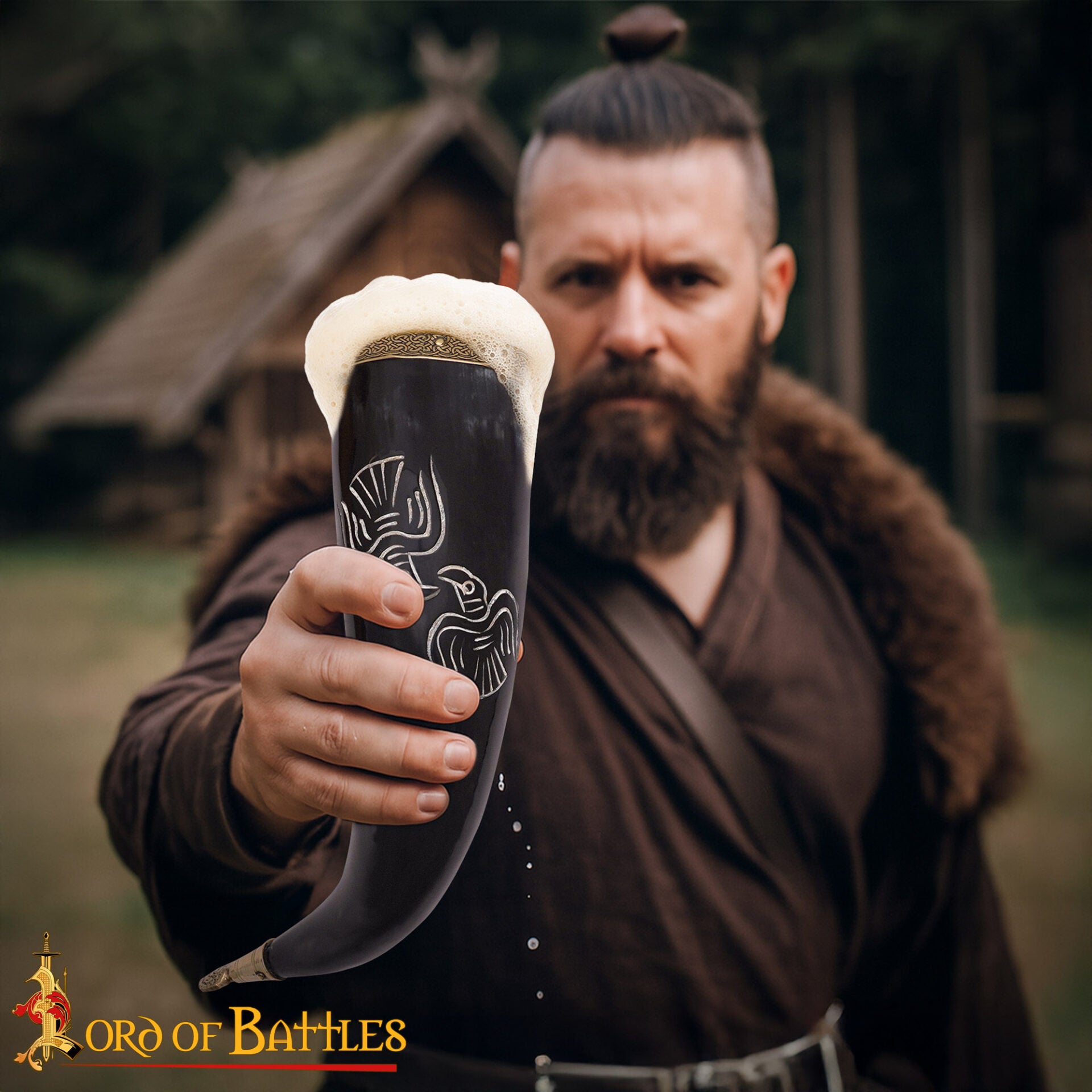 Cuerno para Beber Vikingo Grabado -cuerno de Buey Pulido con Borde y Punta de Latón | Motivo de Pájaro Nórdico - Imagen 5