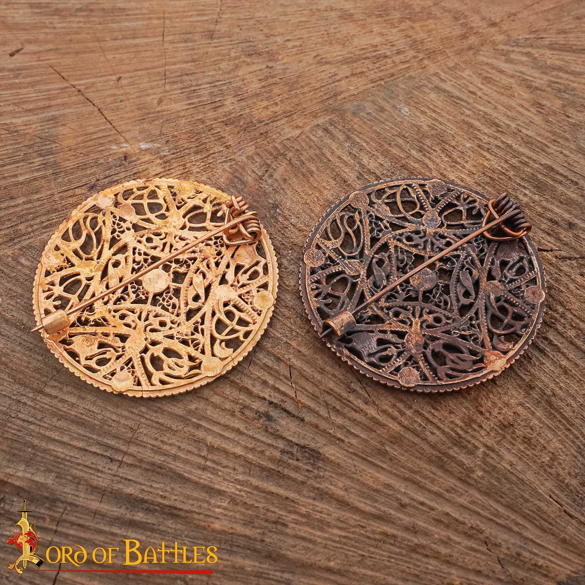 Broche de Disco Redondo de Bronce Vikingo - Patrón de Filigrana Estilo Nórdico del Siglo X - Imagen 11
