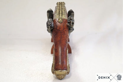 Imagen de PISTOLA DE 2 CAÑONES DE NAPOLEÓN, FRANCIA 1806 1026 parte de nuestra colección en Espadas y más, sitio oficial. Esta imagen describe  arma no funcional
