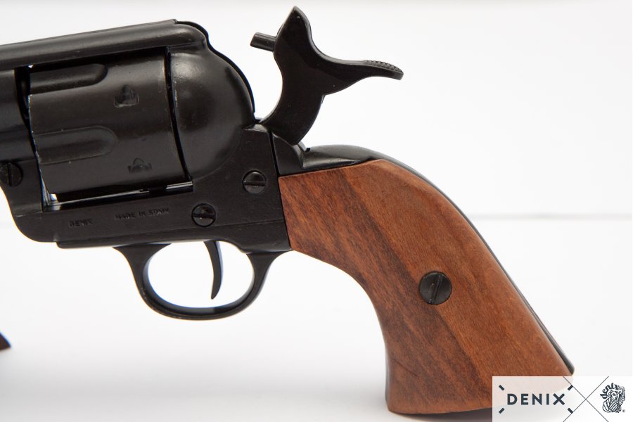 Revólver CAL.45 Peacemaker 4,75", com 6 balas, 1-1186N, réplica não funcional