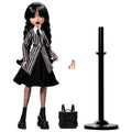 Imagen de Muñeca Miercoles Wednesday Monster High parte de nuestra colección en Espadas y más, sitio oficial.