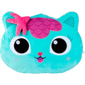 Imagen de Cojin Peluche Siregata La Casa De Muñecas De Gabby 50Cm parte de nuestra colección en Espadas y más, sitio oficial.