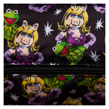 Imagen de Mochila Miss Piggy Los Teleñecos Disney Loungefly 28Cm parte de nuestra colección en Espadas y más, sitio oficial.
