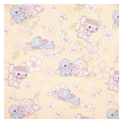 Imagen de Mochila Cherry Blossom Stitch Disney Loungefly 26Cm parte de nuestra colección en Espadas y más, sitio oficial.