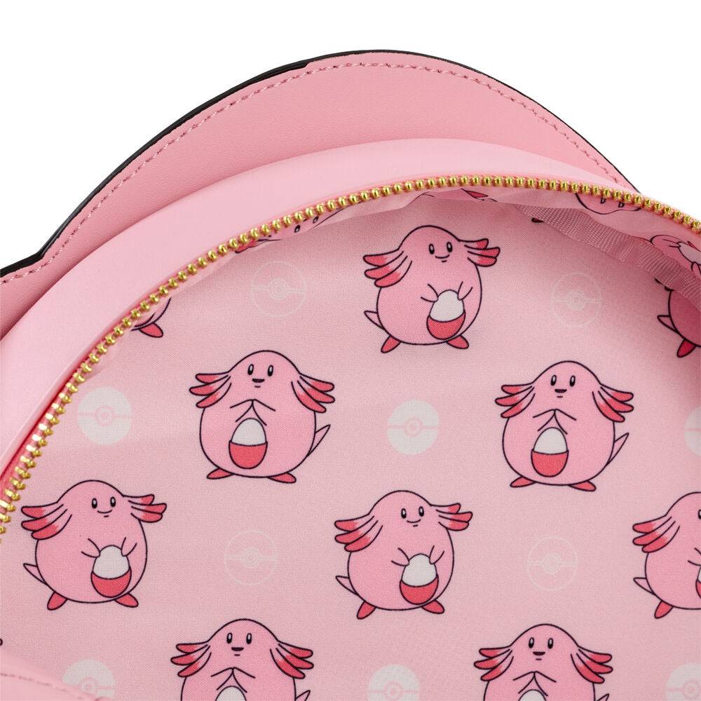 Imagen de Mochila Chansey Pokemon Loungefly parte de nuestra colección en Espadas y más, sitio oficial.