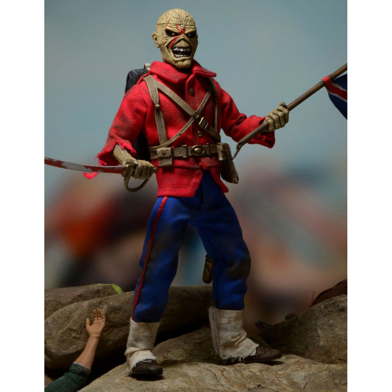 Imagen 3 - Figura Retro Trooper Eddie Iron Maiden 20Cm