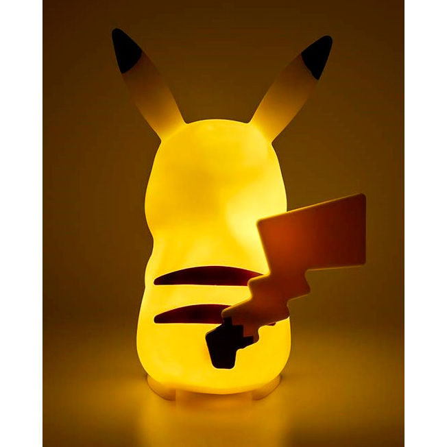 Imagen de Lampara Led 3D Pikachu Pokemon 25Cm parte de nuestra colección en Espadas y más, sitio oficial.