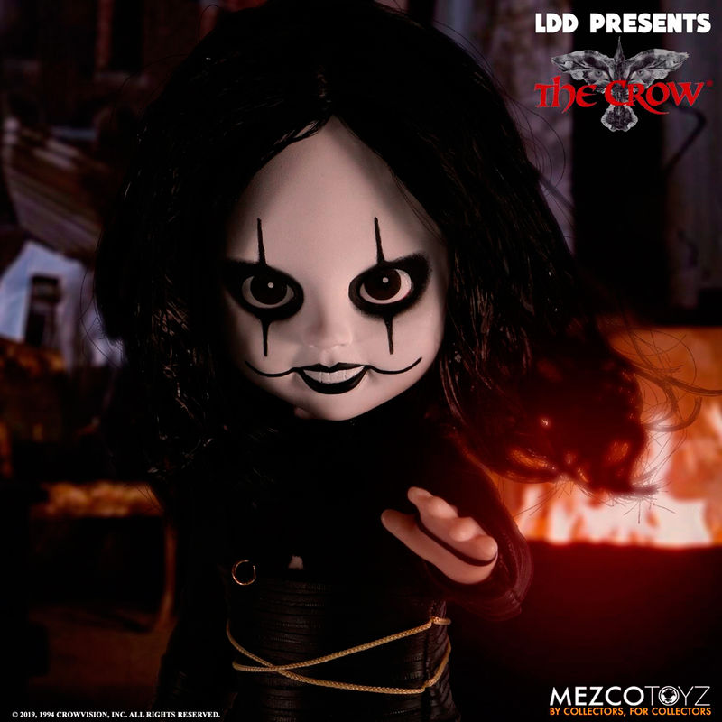 Imagen 2 de Figura El Cuervo Living Dead Dolls 25Cm