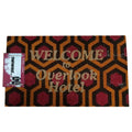 Imagen de Felpudo Welcome To Overlook Hotel El Resplandor parte de nuestra colección en Espadas y más, sitio oficial.