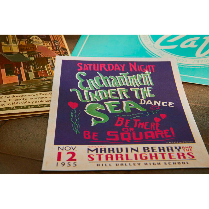 Imagen de Kit Time Travel Memories Regreso Al Futuro Standard Edition parte de nuestra colección en Espadas y más, sitio oficial.