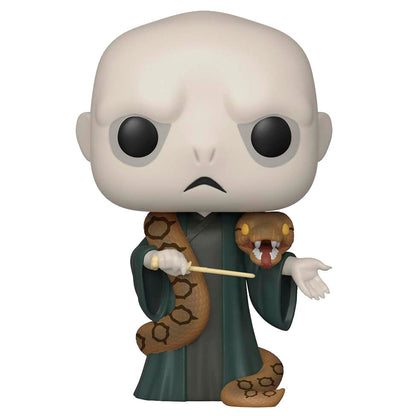 Imagen de Figura Pop Harry Potter Lord Voldemort With Nagini Exclusive parte de nuestra colección en Espadas y más, sitio oficial.