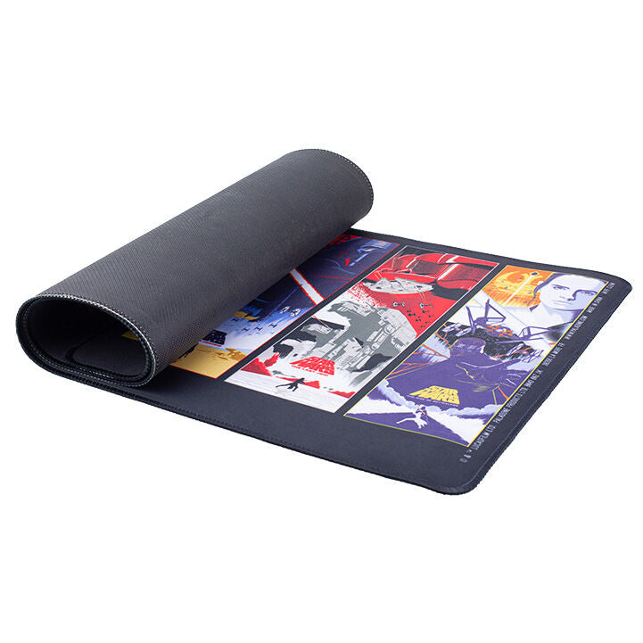 Imagen de Alfombrilla Gaming Star Wars parte de nuestra colección en Espadas y más, sitio oficial.