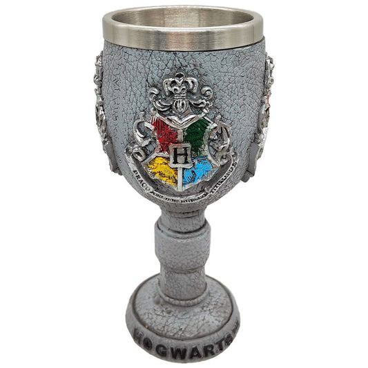 Imagen de Copa Metal Hogwarts Harry Potter parte de nuestra colección en Espadas y más, sitio oficial.