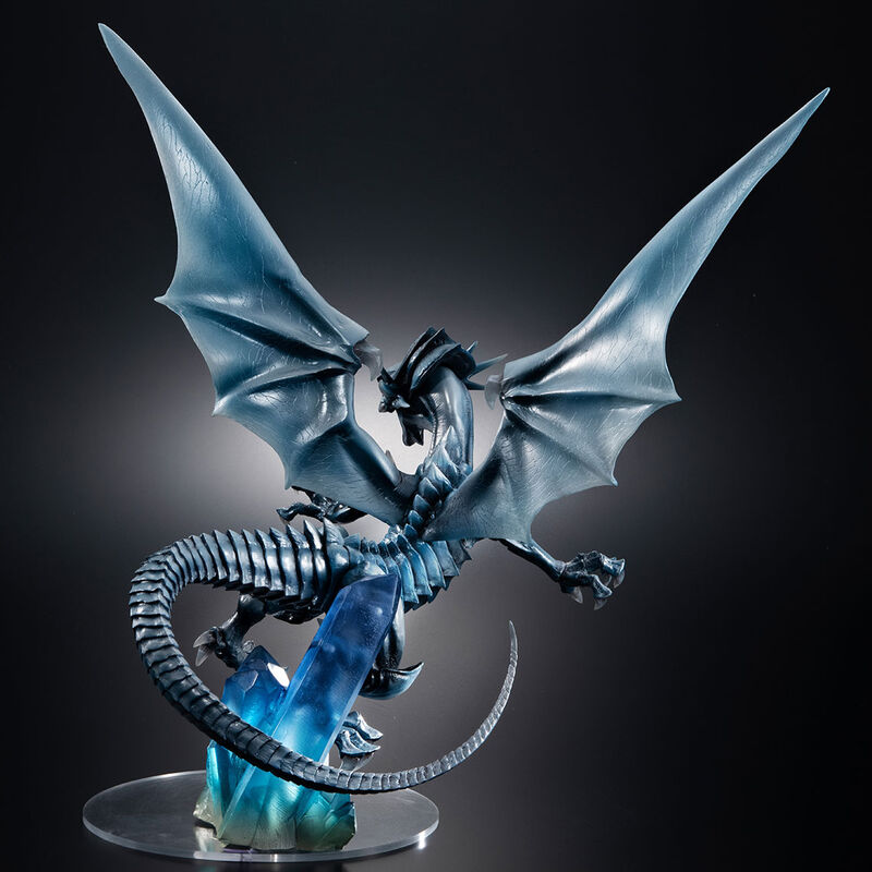 Imagen 4 de Figura Blue Eyes White Dragon Duel Monsters Art Works Holographic Edition Yu-Gi-Oh!  28Cm