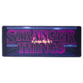 Imagen de Alfombrilla Gaming Logo Arcade Stranger Things parte de nuestra colección en Espadas y más, sitio oficial.