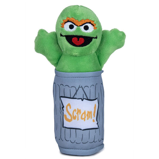Imagen de Peluche Oscar Barrio Sesamo 17Cm parte de nuestra colección en Espadas y más, sitio oficial.