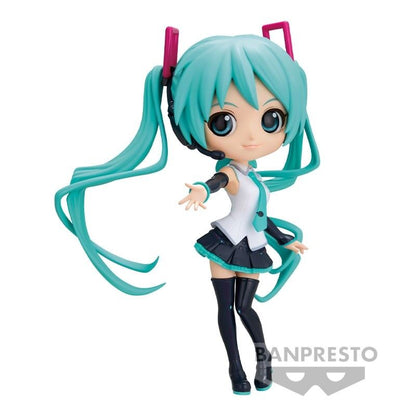 Imagen 5 de Figura V4x Style Ver.A Hatsune Miku Q Posket 14Cm