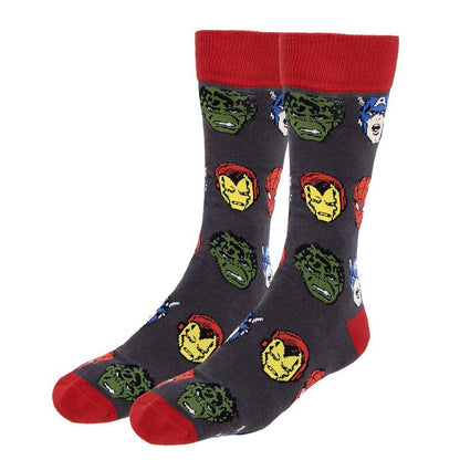 Imagen de Set 3 Calcetines Marvel Adulto 2 parte de nuestra colección en Espadas y más, sitio oficial.