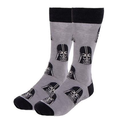 Imagen de Set 3 Calcetines Star Wars Adulto Adulto parte de nuestra colección en Espadas y más, sitio oficial.
