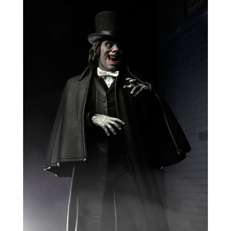 Imagen de Figura Ultimate Professor Edward C Burke London After Midnight 18Cm parte de nuestra colección en Espadas y más, sitio oficial.