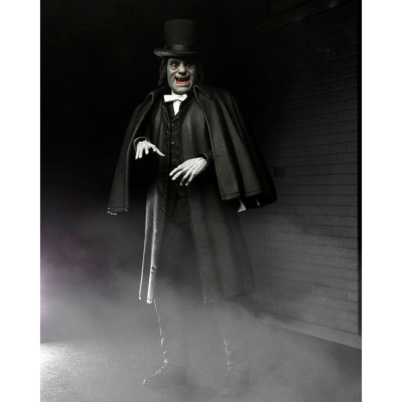 Imagen de Figura Ultimate Professor Edward C Burke London After Midnight 18Cm parte de nuestra colección en Espadas y más, sitio oficial.