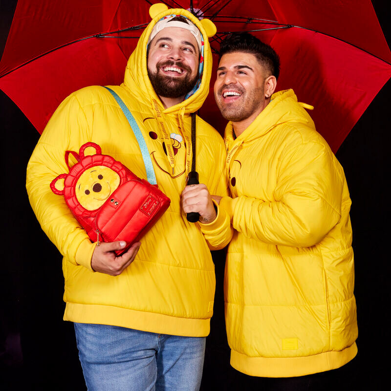 Imagen 8 de Mochila Rainy Day Puffer Jacket Winnie The Pooh Disney Loungefly 26Cm