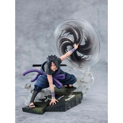 Imagen 2 de Figura Figuarts Zero Sasuke Uchiha The Light & Dark Of The Mangekyo Sharingan Naruto Shippuden 20Cm