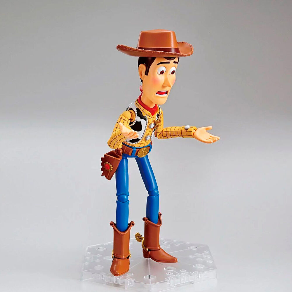 Imagen de Figura Model Kit Woody Toy Story 4 parte de nuestra colección en Espadas y más, sitio oficial.
