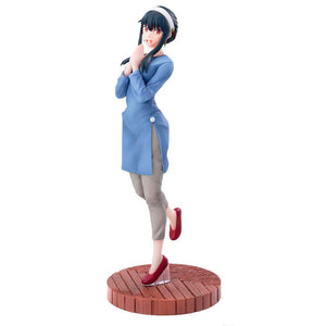 Imagen 1 - Figura Luminasta Yor Forger Season 1 Cours 2 Ed Coordination Spy X Family 15Cm
