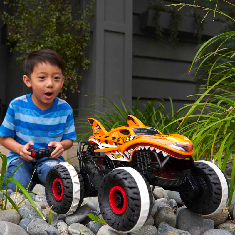 Imagen 3 de Coche Radio Control Tiger-Shark Monster Trucks Hot Wheels