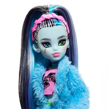 Imagen de Muñeca Frankie Stein Fiesta Pijama Monster High 25Cm parte de nuestra colección en Espadas y más, sitio oficial.