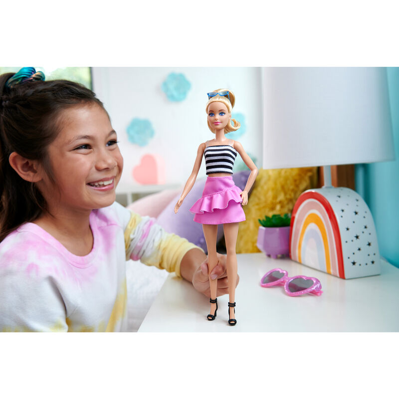 Imagen 3 - Muñeca Fashionista Top Rayas Falda Rosa Surtido