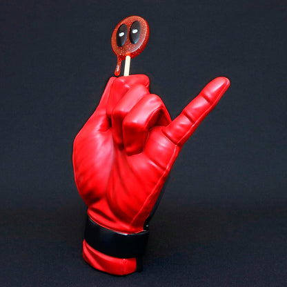 Imagen 4 - Estatua Heroic Hands Deadpool Marvel 26Cm