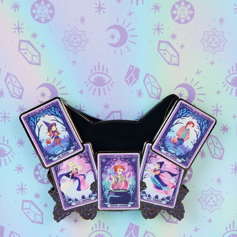 Imagen 4 de Pin Carta Tarot Hocus Pocus Disney Loungefly