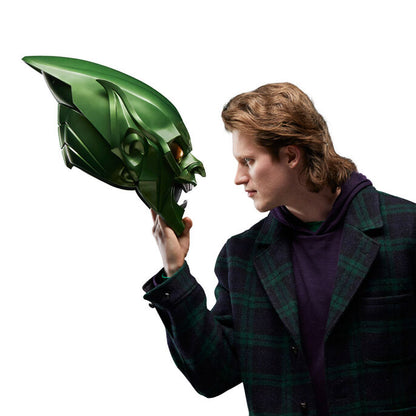 Imagen de Casco Premium Duende Verde Spiderman No Way Home Marvel parte de nuestra colección en Espadas y más, sitio oficial.