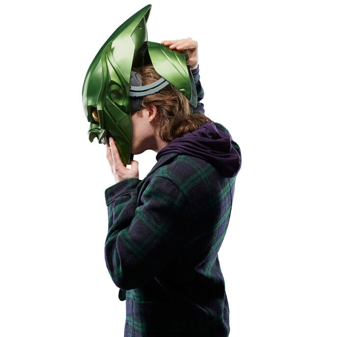 Imagen de Casco Premium Duende Verde Spiderman No Way Home Marvel parte de nuestra colección en Espadas y más, sitio oficial.