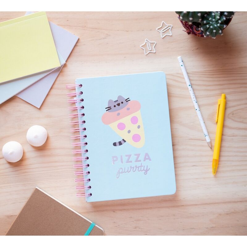 Imagen de Cuaderno A5 Foodie Pusheen parte de nuestra colección en Espadas y más, sitio oficial.