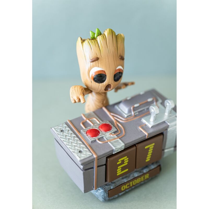 Imagen 5 de Calendario Perpetuo 3D Groot Death Button Guardianes De La Galaxia Marvel