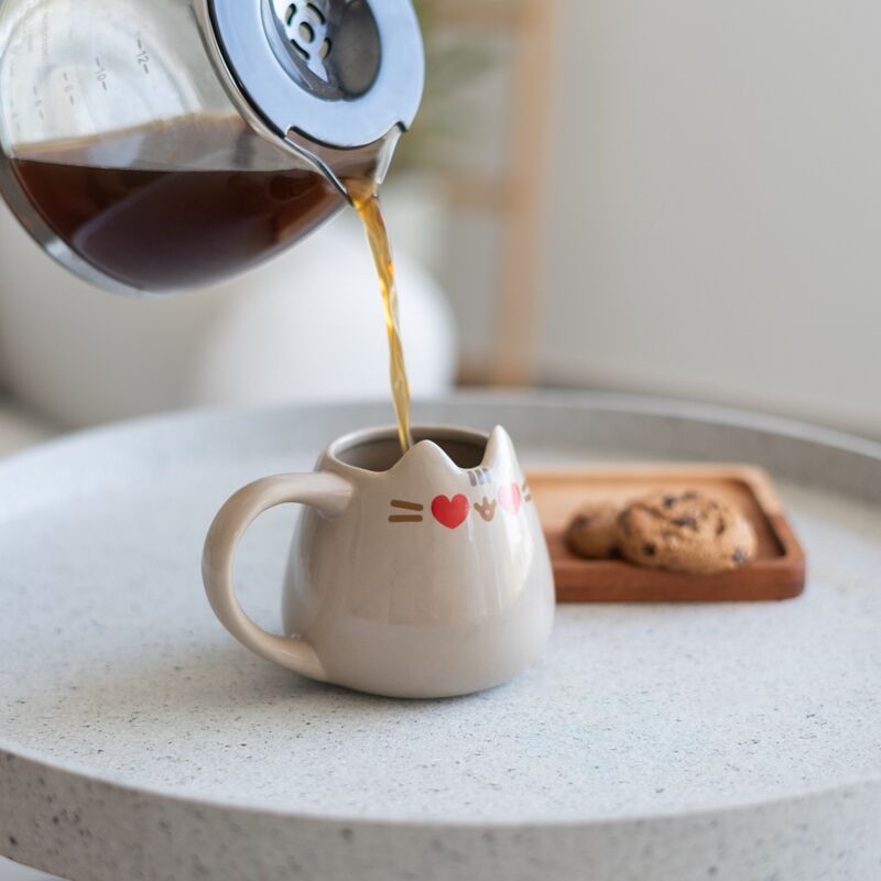 Imagen de Taza 3D Pusheen parte de nuestra colección en Espadas y más, sitio oficial.