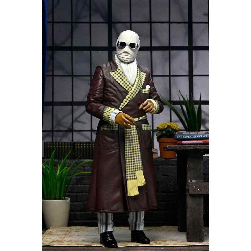 Imagen 2 - Figura Ultimate Invisible Man Kemp House Color Version. The Invisible Man Universal Monsters 18Cm