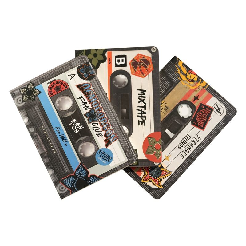 Imagen de Set 3 Cuadernos A6 Walkman Stranger Things parte de nuestra colección en Espadas y más, sitio oficial.