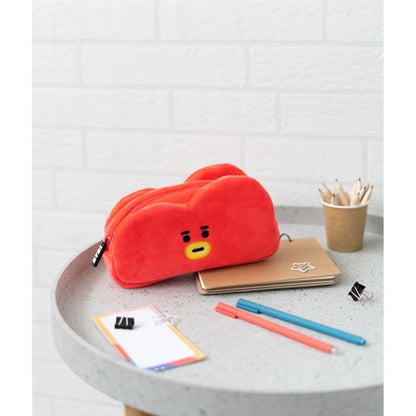 Imagen de Portatodo Felpa Tata Bt21 parte de nuestra colección en Espadas y más, sitio oficial.