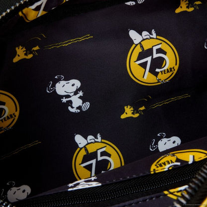 Imagen 4 de Bolso Snoopy Sleeping Doghouse 75Th Anniversary Peanuts Snoopy Loungefly