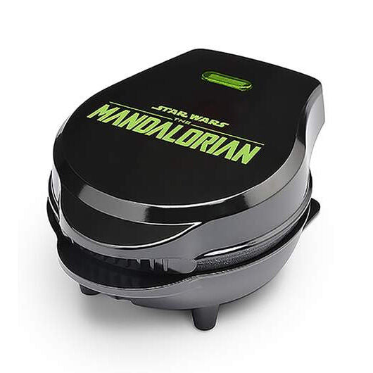 Imagen de Maquina Mini Gofres The Mandalorian Star Wars parte de nuestra colección en Espadas y más, sitio oficial.
