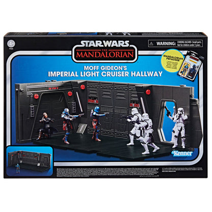 Imagen 5 - Playset Moff Gideons Imperial Light Cruiser Hallway + Figura Mandalorian Privateer Star Wars 9,5Cm